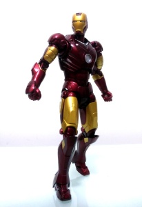 The Avengers (S.H. Figuarts) - Page 4 EUjaD9sC