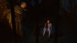 Carice van Houten - Game Of Thrones S02E04 (2012) [1080p] Ni8idE0j