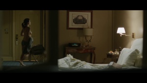  Olivia Wilde - Third Person (2013) [1080p] [nude] OmCVq561