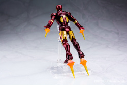 The Avengers (S.H. Figuarts) - Page 4 YHk1ICkT