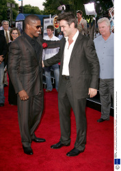Колин Фаррелл (Colin Farrell) premiera "Miami Vice" in LA, 20.07.2006 "Rexfeatures" (112xHQ) MDnE57OB